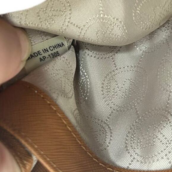 Michael Kors Fulton Carryall brown pebble leather flap snap closure wallet - Picture 10 of 10